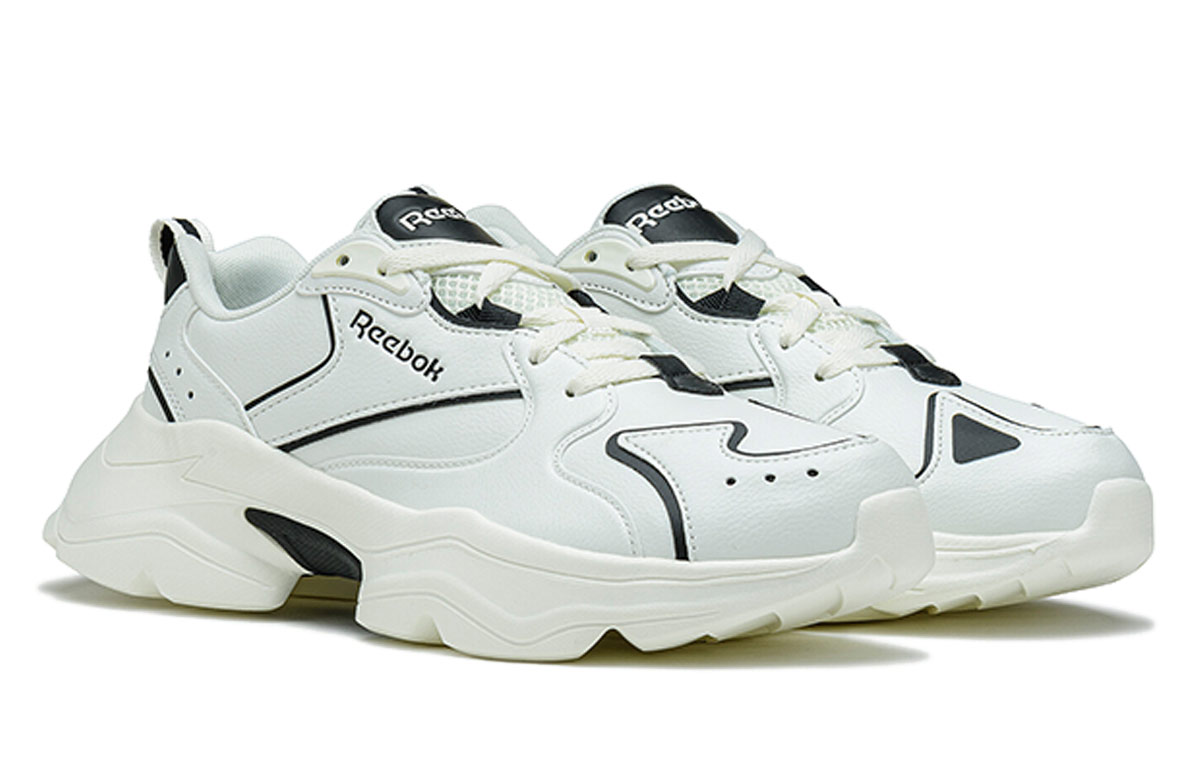 Lookbook (W) Reebok Royal Aadorun Nero/Bianco FX1128