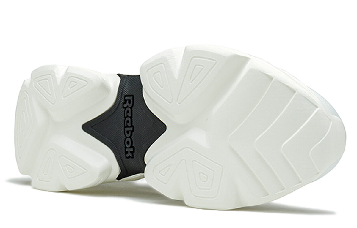 Details for (W) Reebok Royal Aadorun Nero/Bianco FX1128