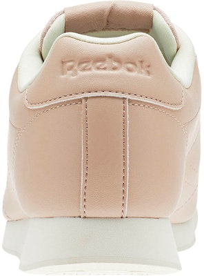 Reebok Royal Charm女款裸粉色跑步鞋
Translation: Reebok Royal Charm 女款 裸粉色 慢跑鞋 Shop Reebok Royal Charm女款裸粉色跑步鞋
Translation: Reebok Royal Charm 女款 裸粉色 慢跑鞋