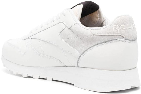 (W) 리복 로얄 클래식 조그 3 '화이트 컴포트' (Reebok Royal Classic Jog 3 '화이트 컴포트') RMIA012C99LEA002WOMAN Lookbook (W) 리복 로얄 클래식 조그 3 '화이트 컴포트' (Reebok Royal Classic Jog 3 '화이트 컴포트') RMIA012C99LEA002WOMAN