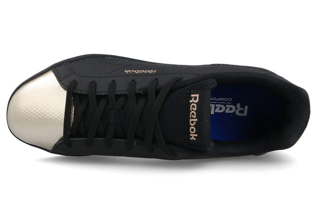 Lookbook (W) Reebok Royal Complete Baskets Argent et Noires CN3137