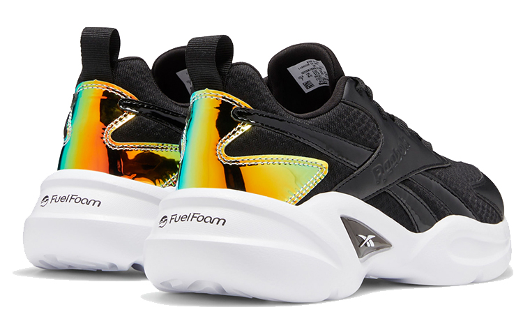 Shop (W) Reebok Royal EC Ride 4 ''Wit'' FW0934