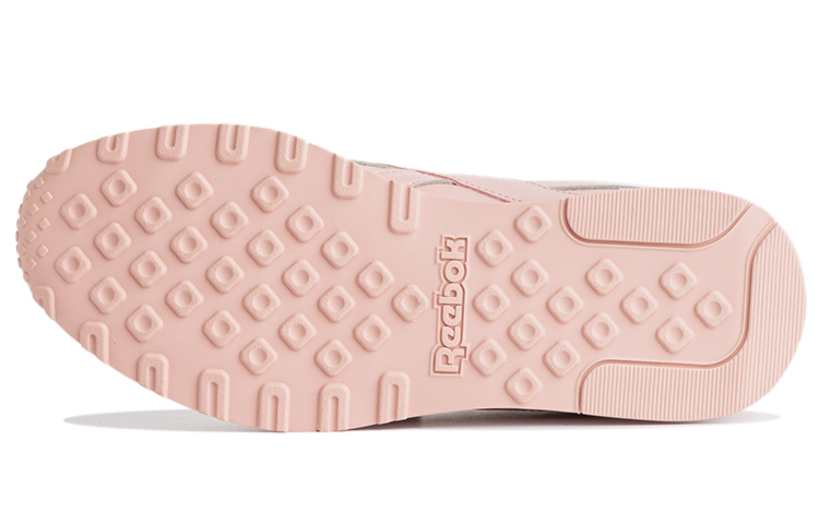 Shop (W) リーボック ロイヤルグライド ピンク ローカット (Rībokku Roiyaruguraido pinku rōkatto) CN7320