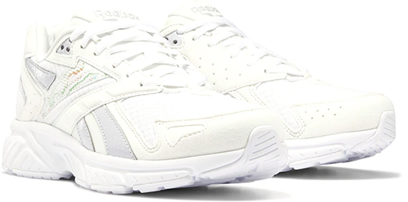 (W) Reebok Royal Hyperium 'Abu Abu Putih' FX2391 Lookbook (W) Reebok Royal Hyperium 'Abu Abu Putih' FX2391