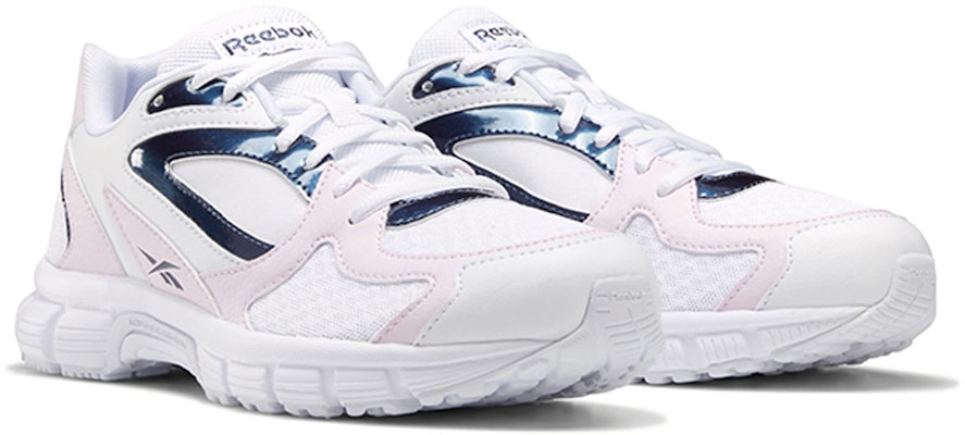 (Women) Reebok ROYAL RUN FINISH Professional 'White Black Pink' EG4534 Lookbook (Women) Reebok ROYAL RUN FINISH Professional 'White Black Pink' EG4534