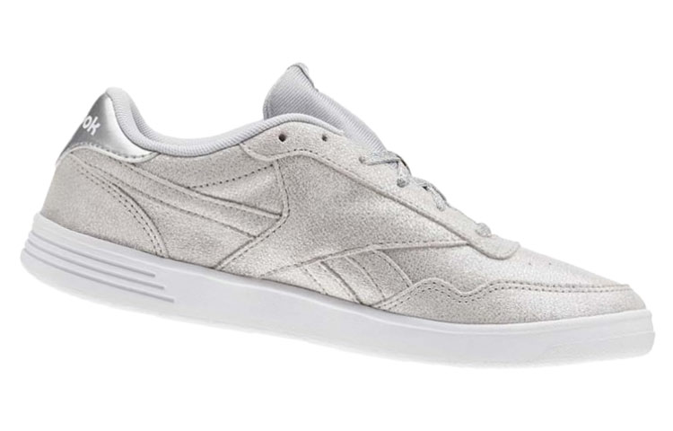 Shop Reebok Royal Techque 時尚休閒防滑減震 低幫休閒板鞋 女款 銀