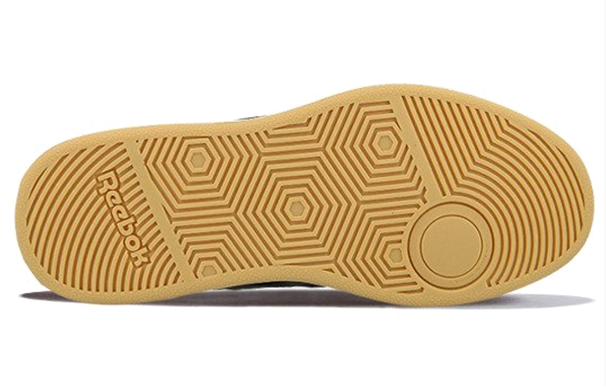 (W) Reebok Royal Techque T Sneakers Black/White 圖 5