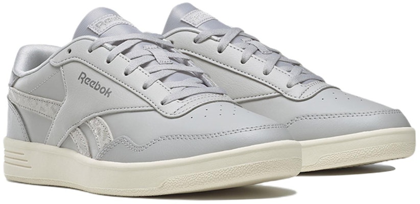 (W) Reebok Royal Techque T 'Abu-abu' GX8519 Lookbook (W) Reebok Royal Techque T 'Abu-abu' GX8519
