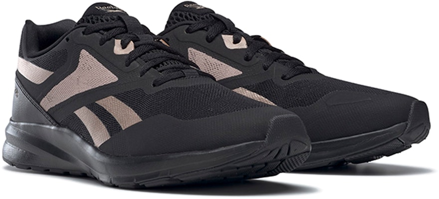 Reebok Runner 4.0 女款 黑金 跑步鞋 Lookbook Reebok Runner 4.0 女款 黑金 跑步鞋