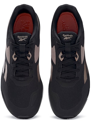 Reebok Runner 4.0 女款 黑金 跑步鞋 Shop Reebok Runner 4.0 女款 黑金 跑步鞋