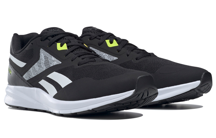 Lookbook (W) Reebok Runner 4.0 ''Nero Bianco'' GV8333