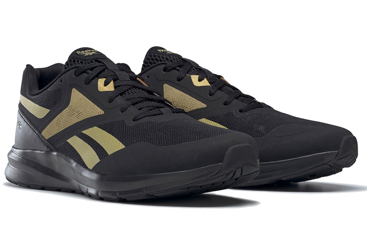 Lookbook (W) Reebok Runner 4.0 Nero/Oro H00140