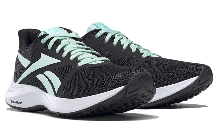 Lookbook (W) Reebok Runner 5 ''Nero'' G58537
