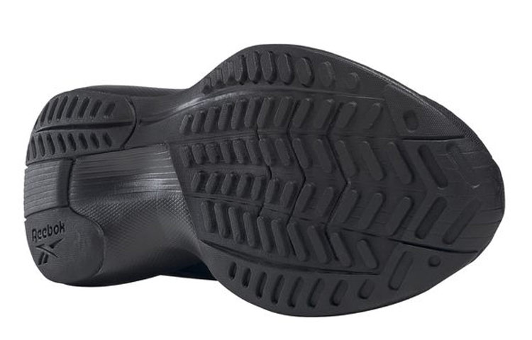 Purchase (W) Reebok Runner 5 ''Schwarz Low-Top'' FZ0171