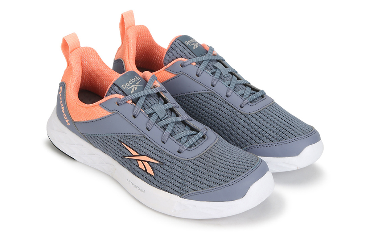 Lookbook (W) Reebok Runner Professional ''Grigio Arancione'' EW5221