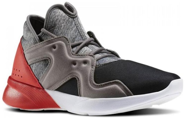 (W) Reebok Sayumi 2.0 'Abu Hitam Merah' AQ9935 Order (W) Reebok Sayumi 2.0 'Abu Hitam Merah' AQ9935