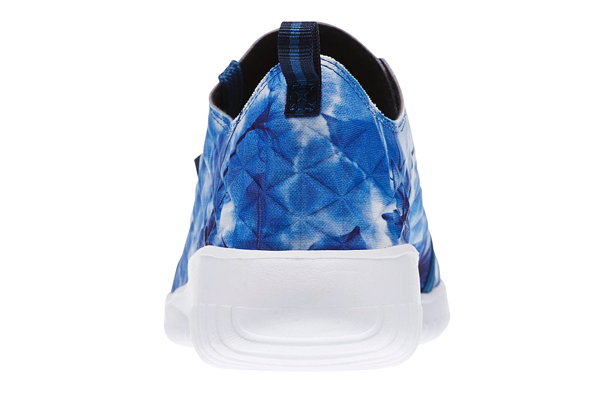 Purchase (W) Reebok Skyscape Revolution Blau ''Weiß'' AR3132