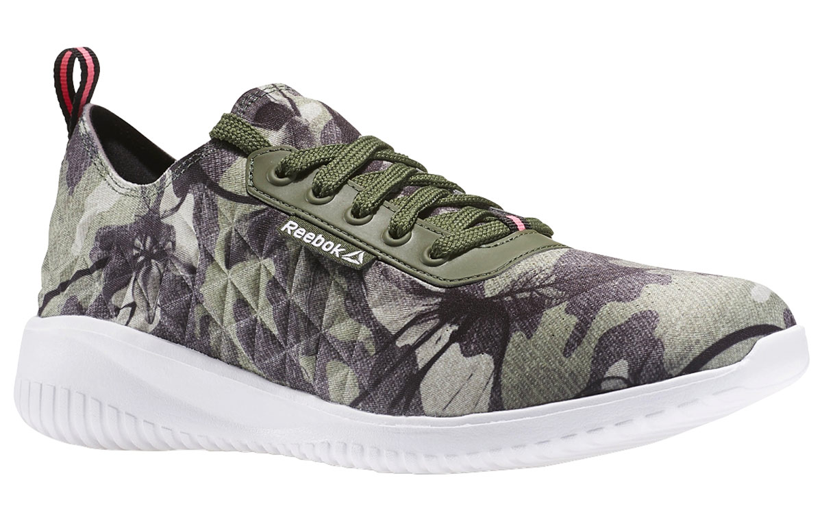 Lookbook (W) Reebok Skyscape Revolution Grün Sneakers AR3128