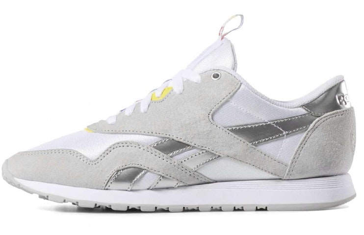 women-reebok-soul-cycle-x-classic-nylon-white-grey-dv-8279