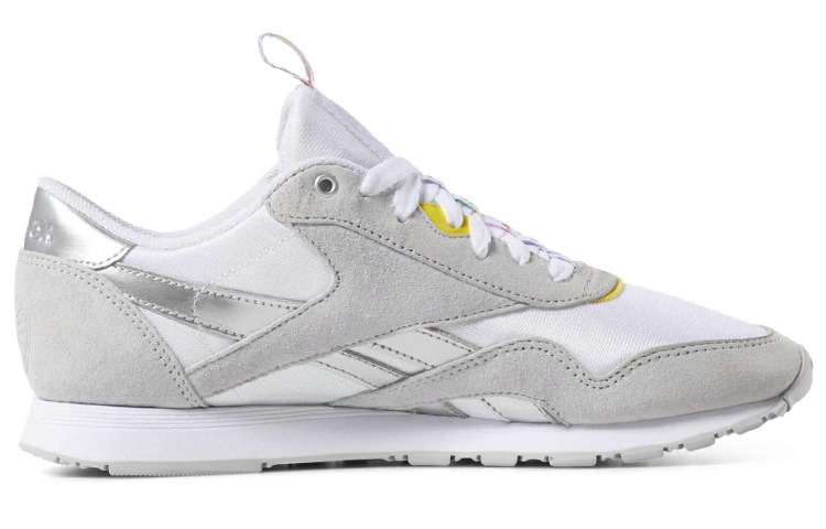 Order (W) Reebok SoulCycle x Classic Nylon 'Blanco Gris' DV8279