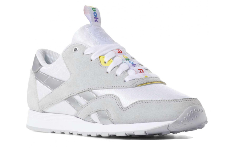 Lookbook (W) Reebok SoulCycle x Classic Nylon 'Blanco Gris' DV8279