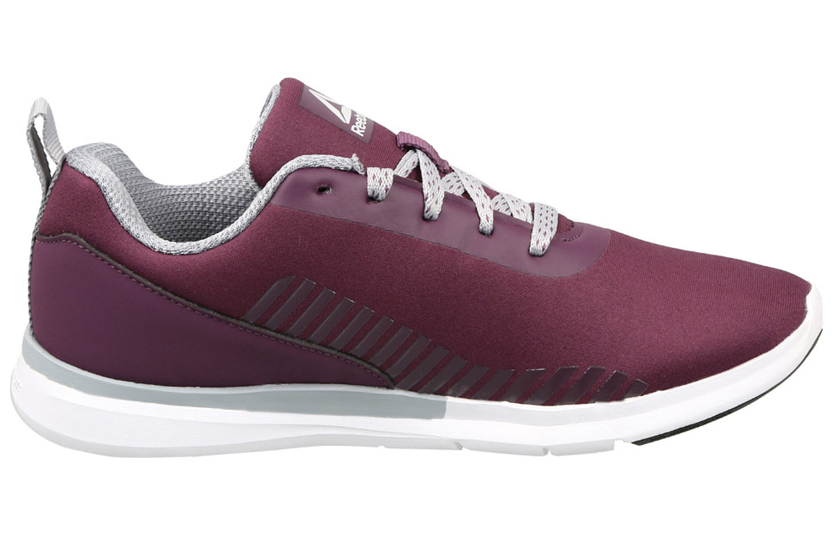 Order (W) Reebok Studio Esoterra ''Workout Lila'' DV8056