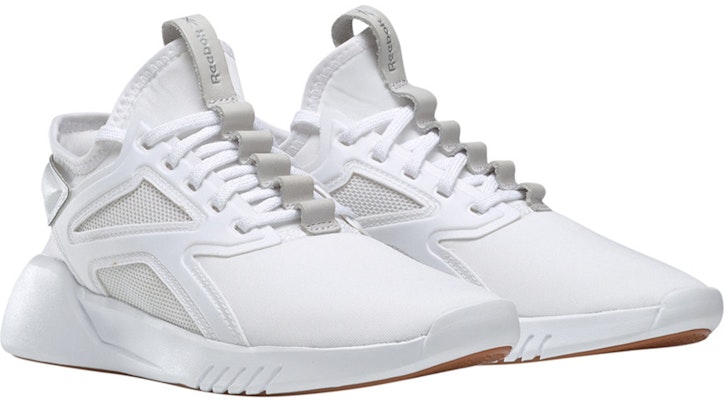 (W) 리복 프리스타일 모션 로 (화이트) EF9045 Lookbook (W) 리복 프리스타일 모션 로 (화이트) EF9045