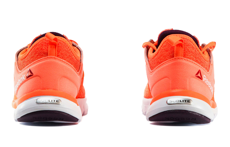 Lookbook (W) リーボック サブライト オーセンティック 2 オレンジ V72214