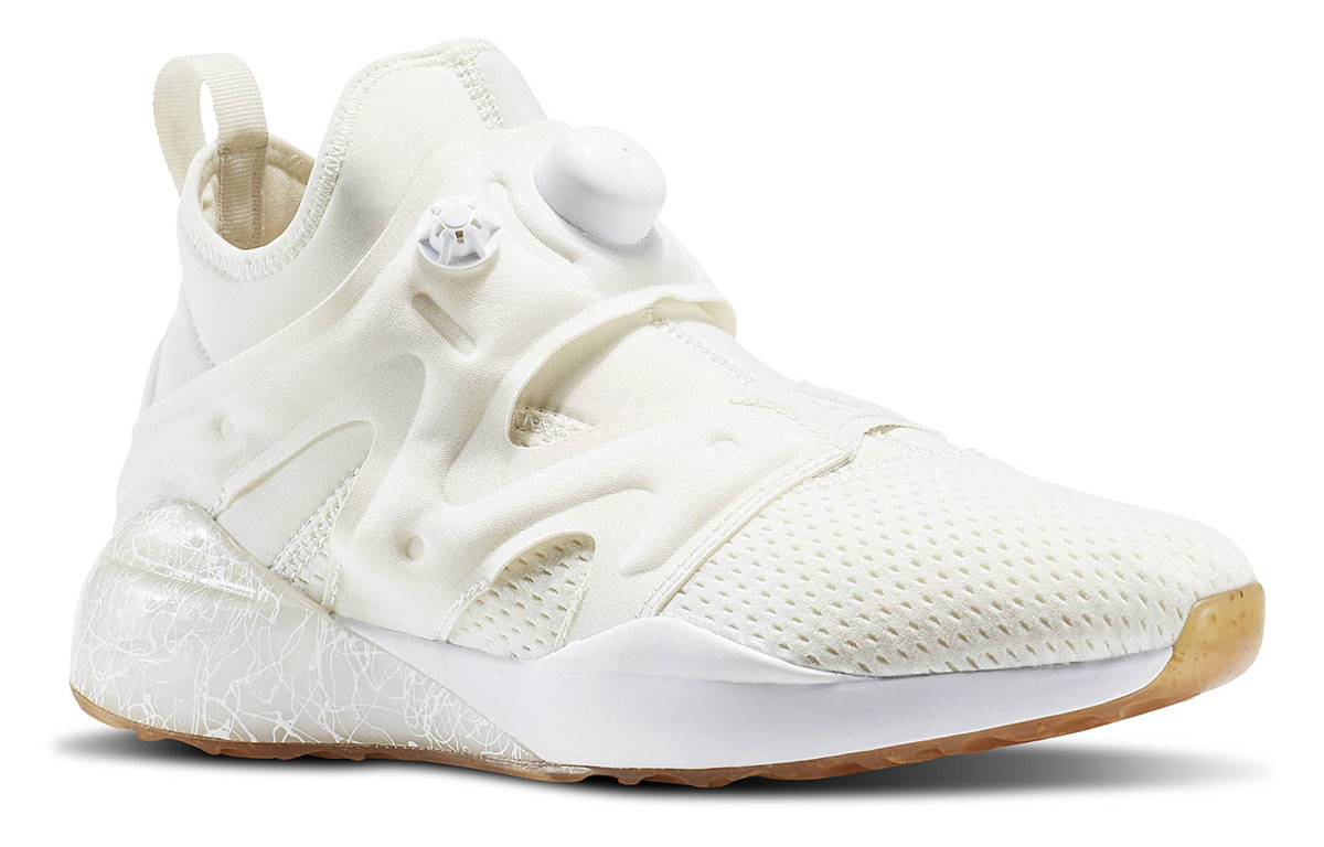 Lookbook (W) Reebok The Pump Izarre 'Putih' BD2063