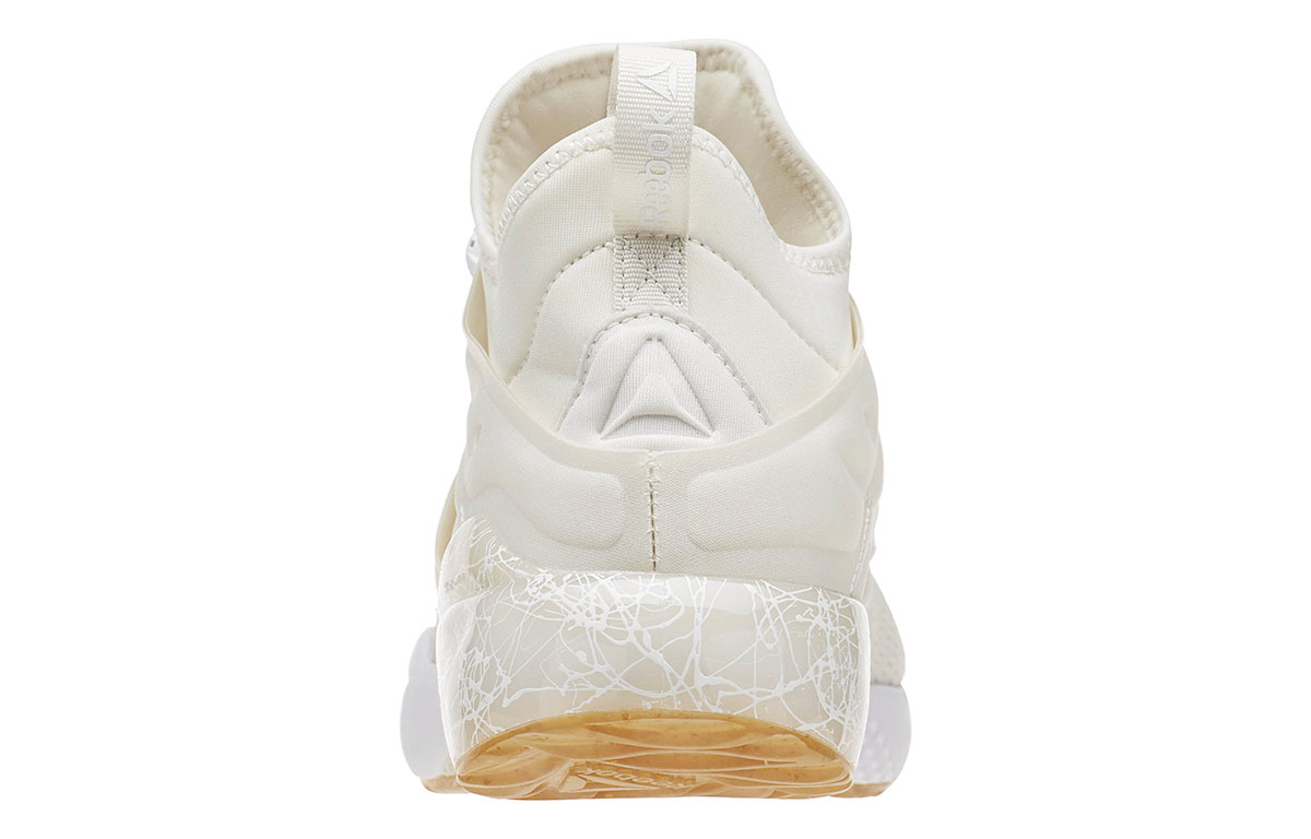 Shop (W) Reebok The Pump Izarre 'Putih' BD2063