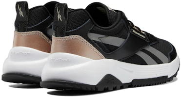 Shop Reebok Tradition 舒適耐磨防滑 低筒跑步鞋 女款 黑灰