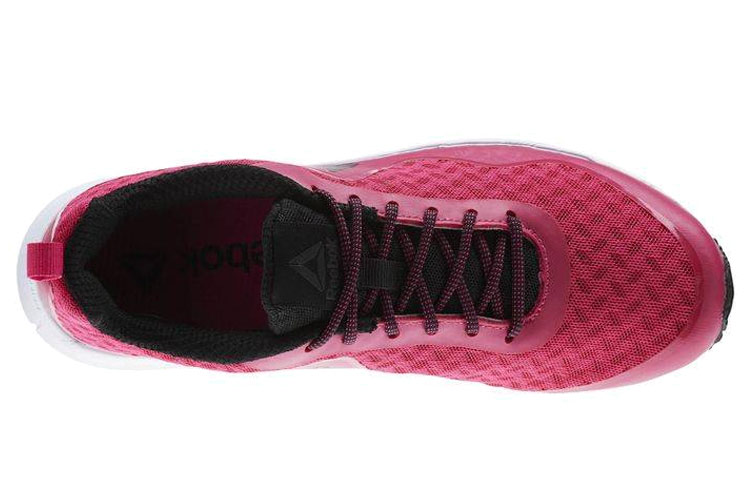 Lookbook (W) Reebok Triplehall 7.0 ''Rosa Scarpe Running Basse'' CM9009