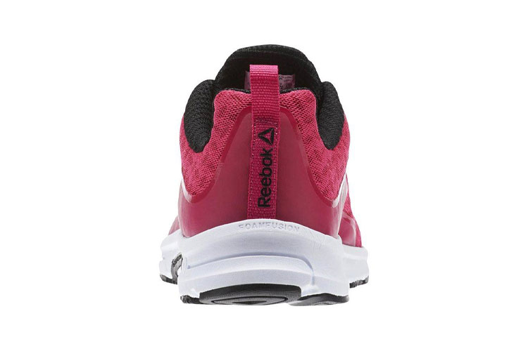 Shop (W) Reebok Triplehall 7.0 ''Rosa Scarpe Running Basse'' CM9009
