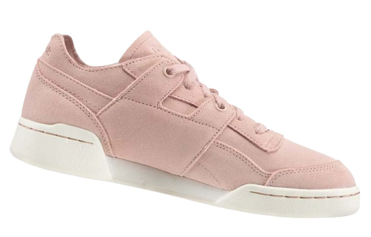 Shop (W) Reebok Workout Lo 'Merah Muda' BS6404