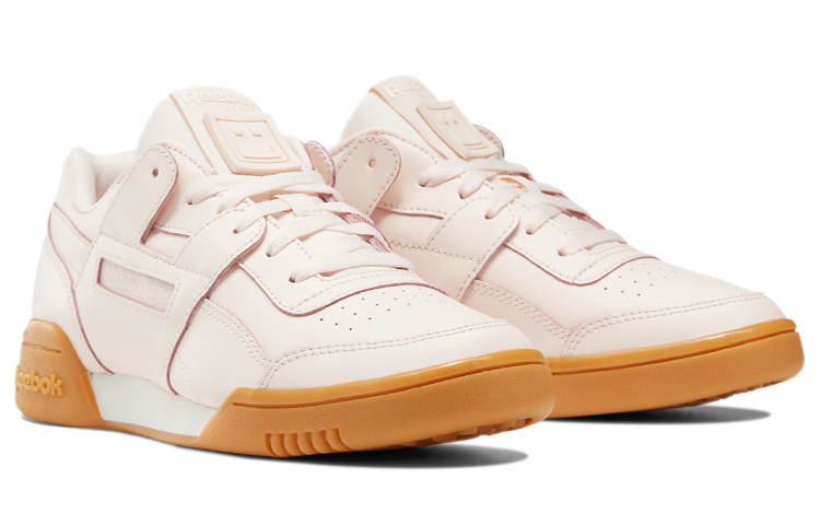 Lookbook (W) Reebok Workout Lo Plus 'Honey Powder' - Kasut Reebok Workout Lo Plus 'Honey Powder' DV7066