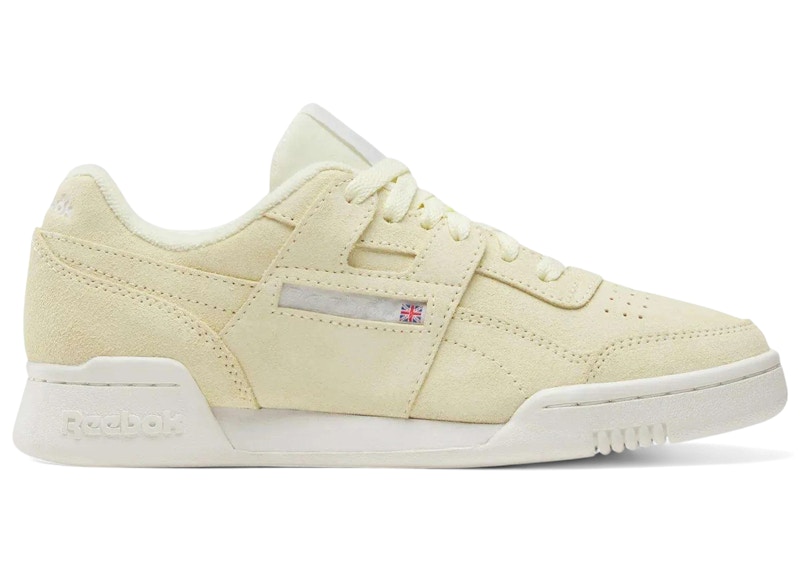 (Women) Reebok Workout Plus Yellow Chalk 100256570