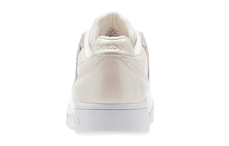 Shop (W) Kasut Reebok Workout Skate 'Pink White' CM8951