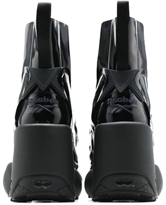 (Women) Reebok x Maison Margiela Tabi InstaPump Fury High 'Black' S34WU0023-P3801-H8382 Lookbook (Women) Reebok x Maison Margiela Tabi InstaPump Fury High 'Black' S34WU0023-P3801-H8382