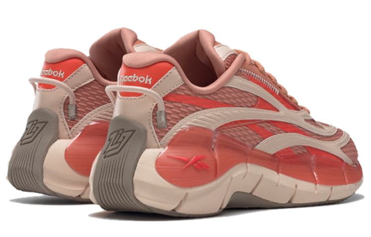 Shop Reebok Zig Kinetica 2.5 舒適耐磨跑步鞋 女款 橙紅
