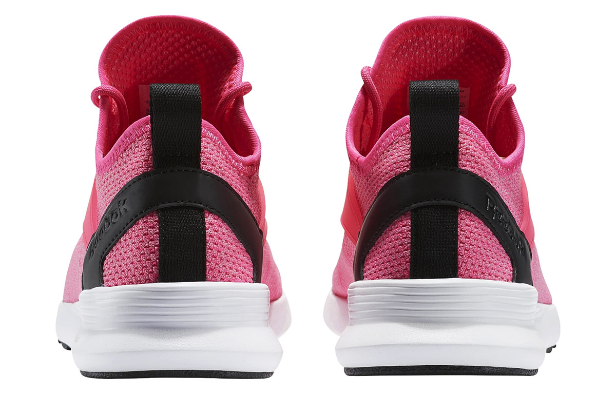 Shop (W) Reebok Zoku Runner Ism Sneakers Roze BS8354