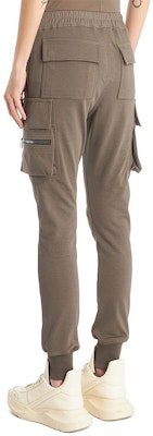 (W) リックオウエンス スリムフィット 伸縮性 ウエスト ジョガーパンツ 大容量ポケット付き RP01B4323-BA-34 Shop (W) リックオウエンス スリムフィット 伸縮性 ウエスト ジョガーパンツ 大容量ポケット付き RP01B4323-BA-34