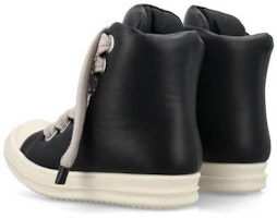 瑞克·歐文斯 / RO 瑞克·歐文斯 FW23 LUXOR 系列 圓頭綁帶 短靴 女款 黑色 Lookbook 瑞克·歐文斯 / RO 瑞克·歐文斯 FW23 LUXOR 系列 圓頭綁帶 短靴 女款 黑色