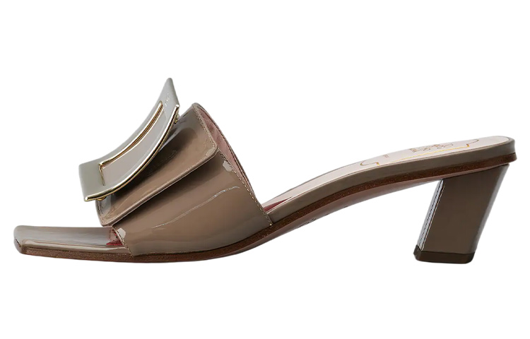 Buy (W) Roger Vivier 米色漆皮金属扣方头粗跟拖鞋 RVW65832800D1PC415