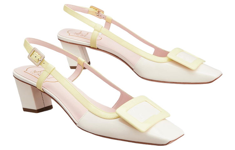 Lookbook (W) Roger Vivier Belle Vivier ''Beige Gesp Vierkante Neus Blokhak'' RVW00625601D1P1U03