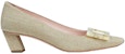 (W) Roger Vivier Belle Vivier Low Heel Pump 'Ibu Mutiara Gesper Beige' RVW00627760FOJC803