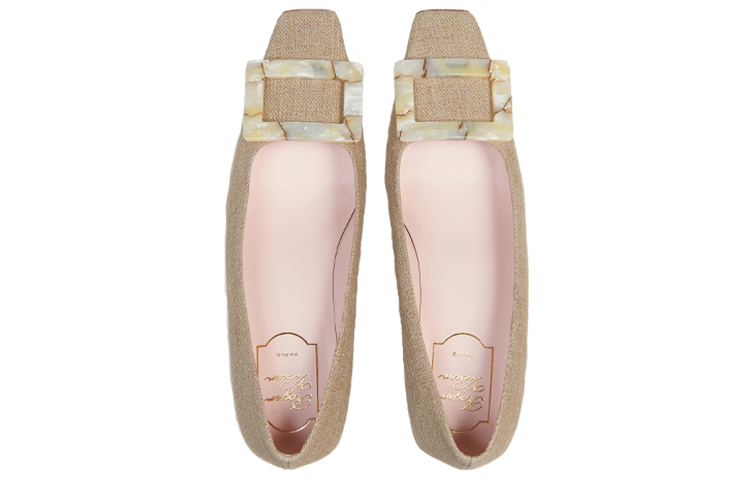 Shop (W) Roger Vivier Belle Vivier Low Heel Pump 'Ibu Mutiara Gesper Beige' RVW00627760FOJC803