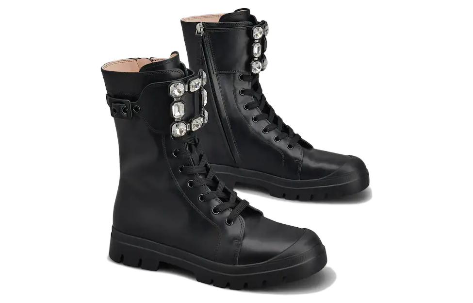 Order (W) Roger Vivier But 'Crystal Buckle Hitam' RVW62832370Q7PB999