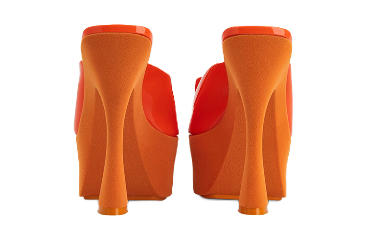 Shop (W) Roger Vivier Mules à Plateforme en Cuir Verni Boucle ''Orange'' RVW66232900D1PG827