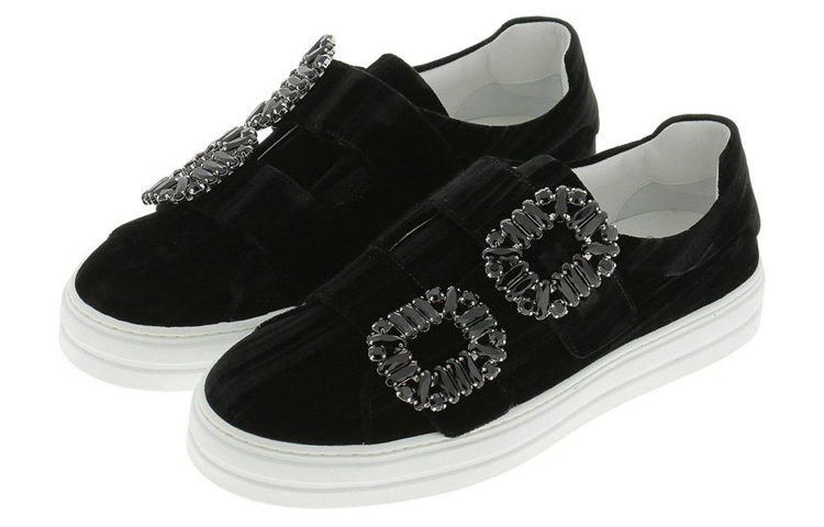 Shop (W) Roger Vivier Slip-On Top Rendah 'Fesyen Hitam' RVW40319991JERB999
