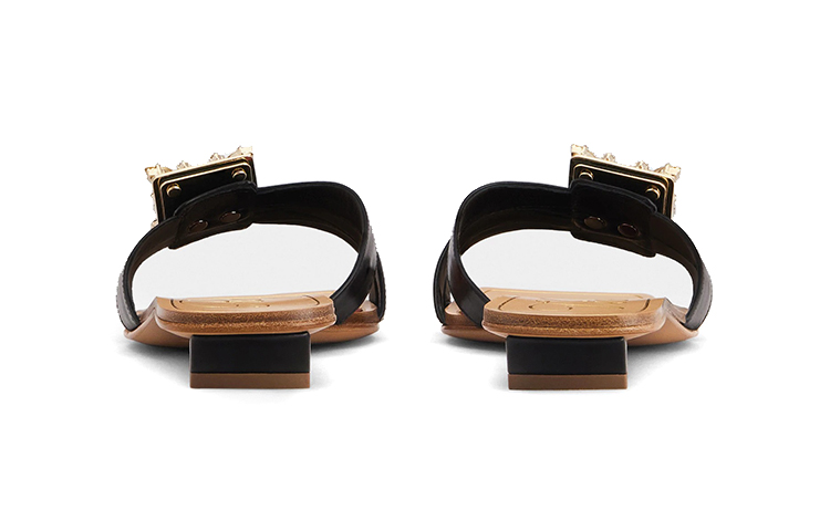 Shop (W) Roger Vivier Mini Broche Vivier 'Hitam' RVW63231220BSSB999